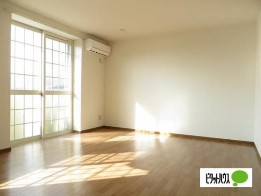 �y���̑��z�@���r���O